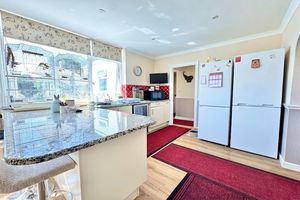 Kitchen- click for photo gallery